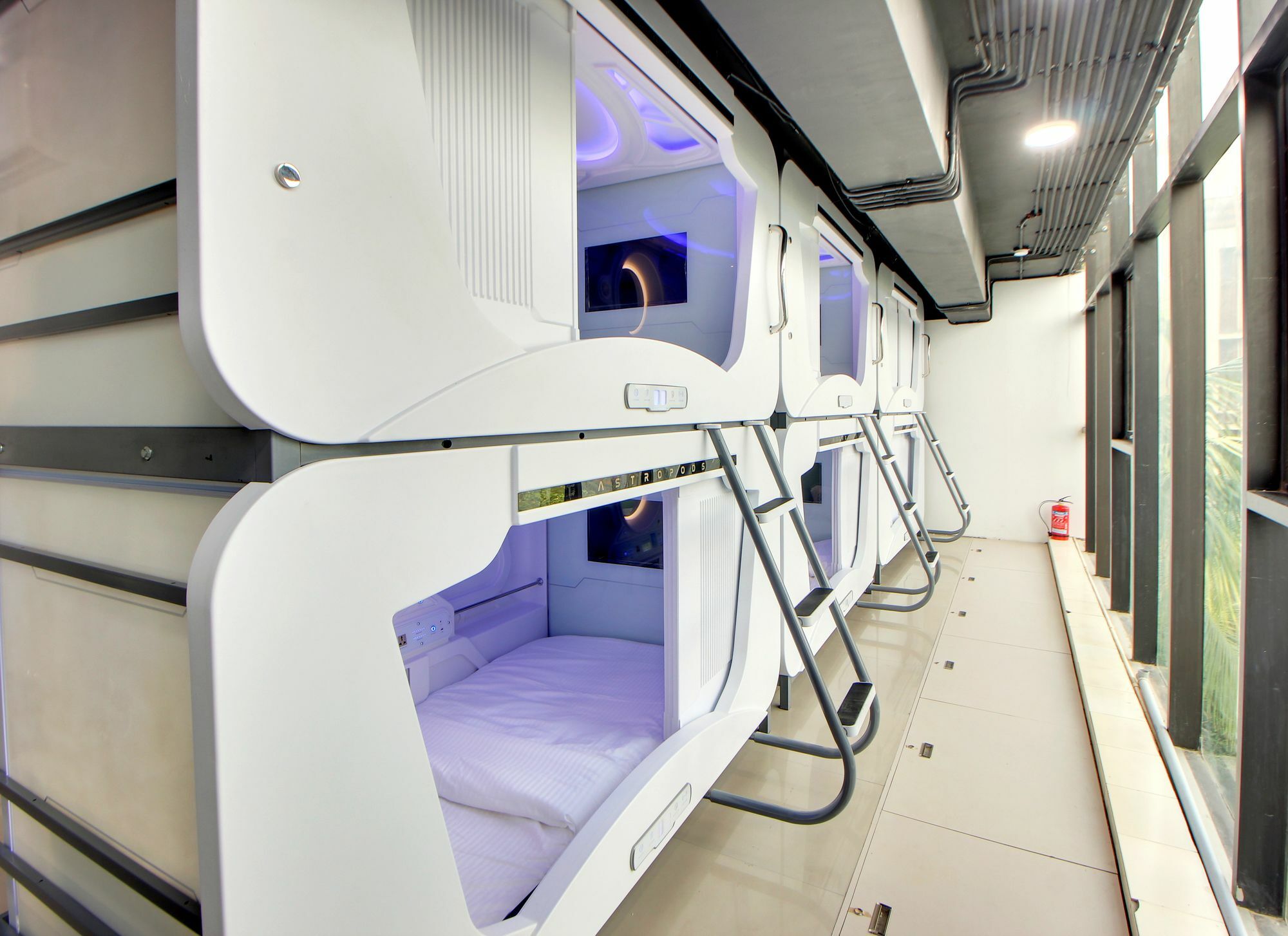 Hotel Astropods Airport, Mumbai. ภายนอก รูปภาพ